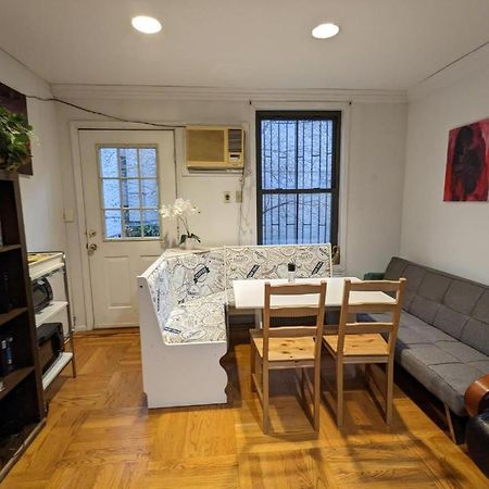 Fawlty Towers In Williamsburg Apartman New York Kültér fotó